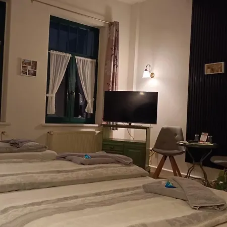 Alice Hotel